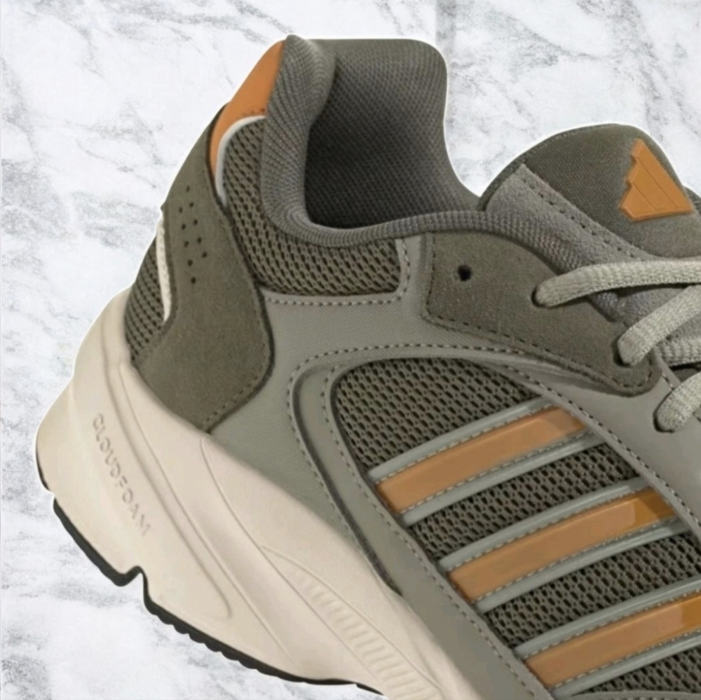 ADIDAS NIB Sneakers Green With Orange Leather Overlay.  NWT 11.5 - Picture 3 of 6
